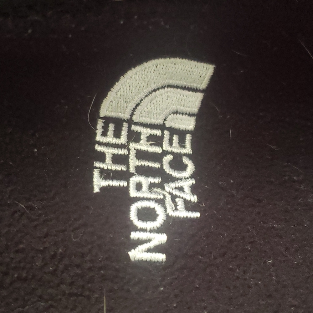 North Face Fleece Jacket - Picture 2 of 10